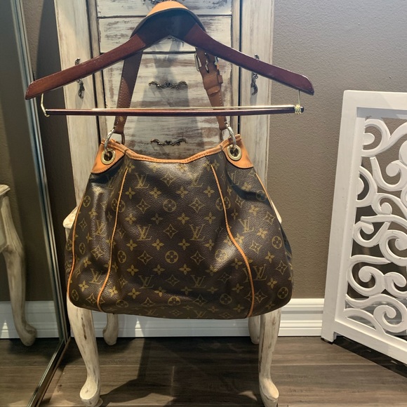 Authentic Louis Vuitton Galliera pm handbag . - Picture 8 of 8